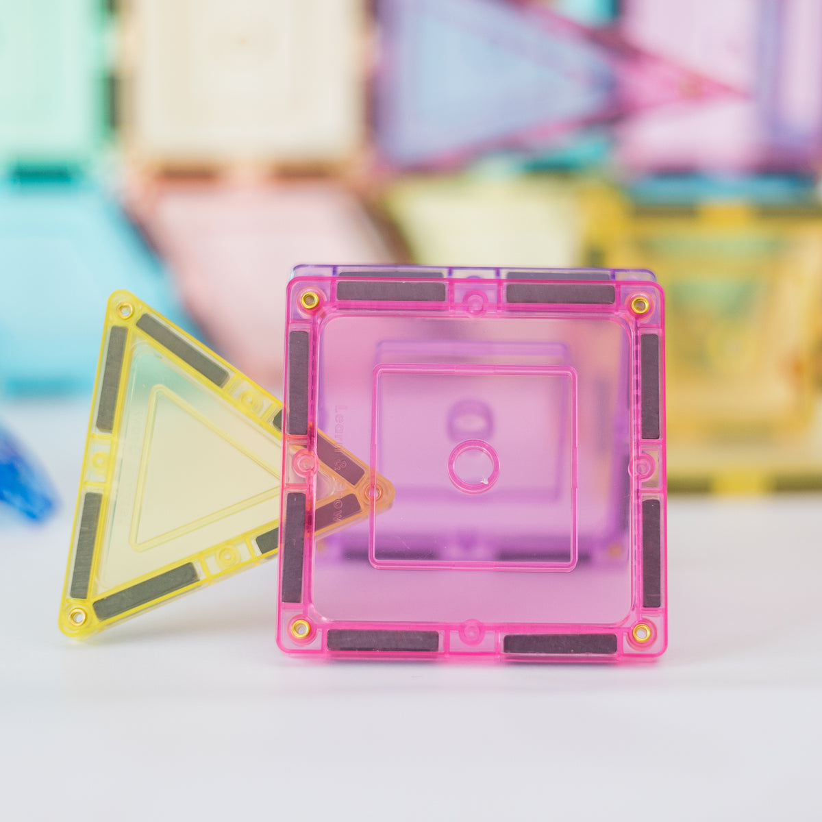 Magnetic Tiles - Pastel Builders Pack (112 Piece)