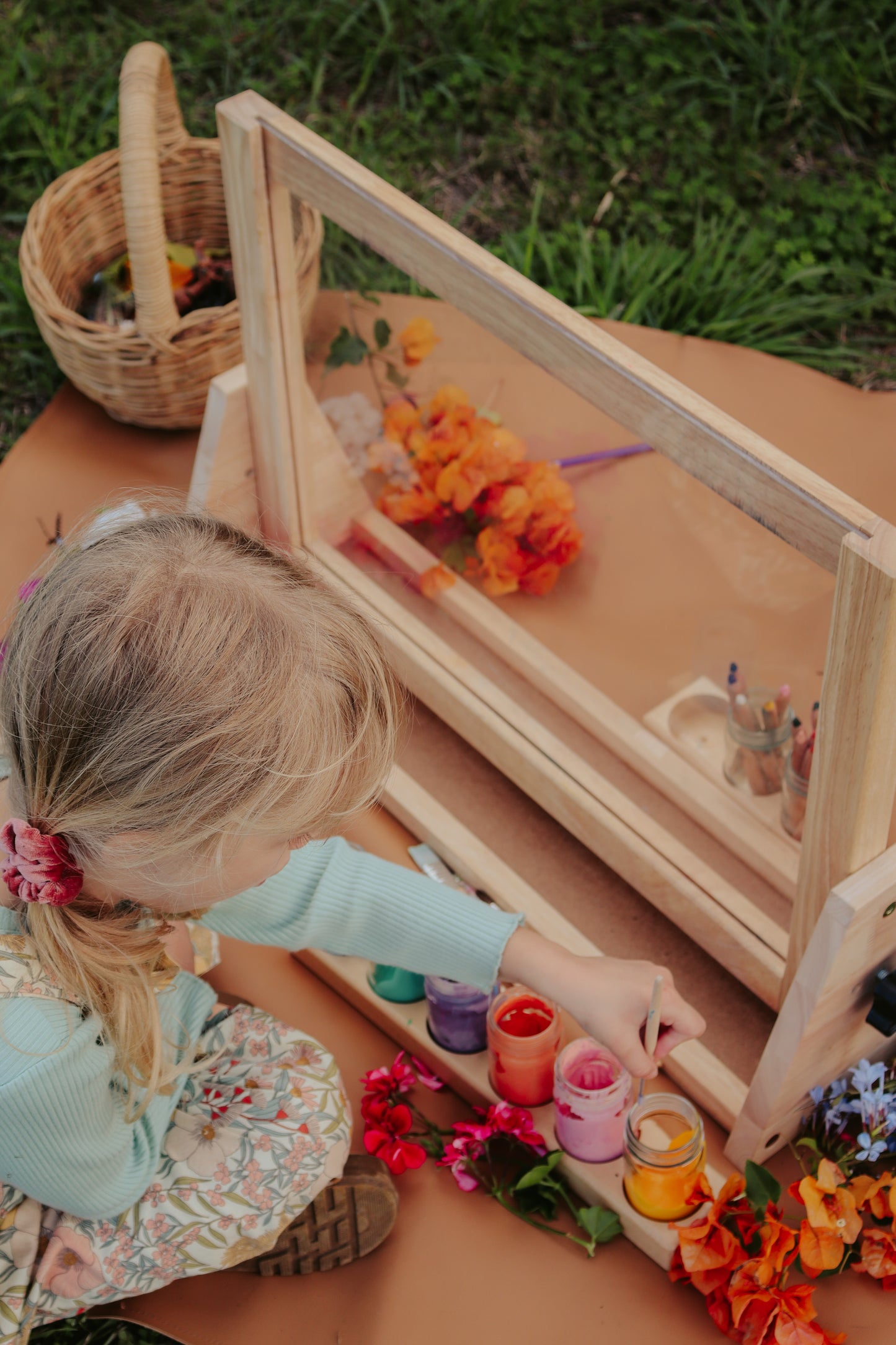 4 in 1 table Kids Easel